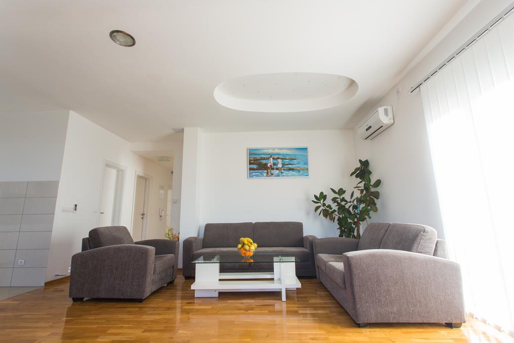 Apartments Little Paradise トロギール 部屋 写真
